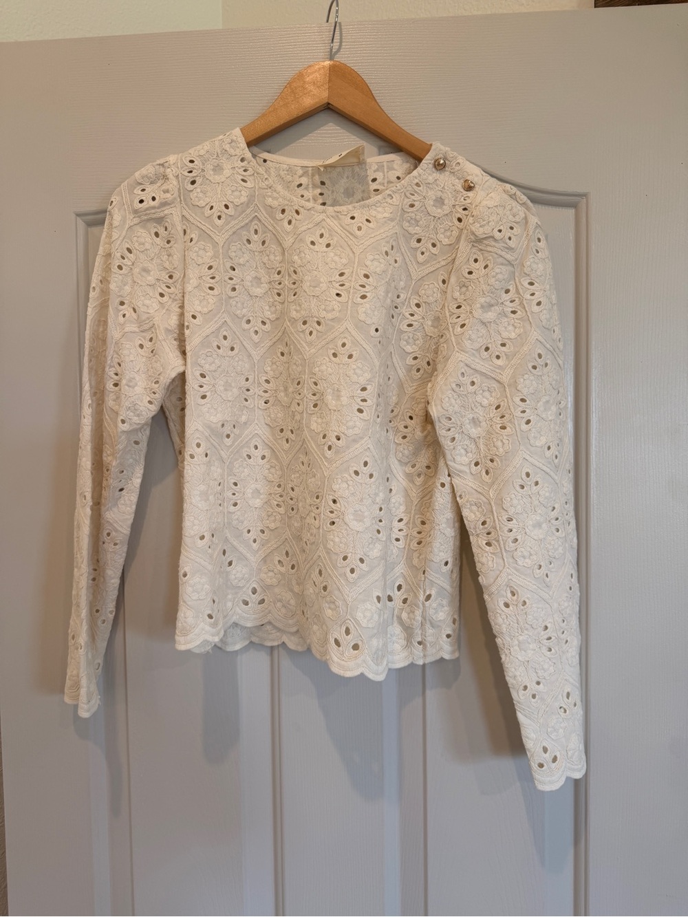 Women's Ivory Eyelet Lace Long-Sleeve Top